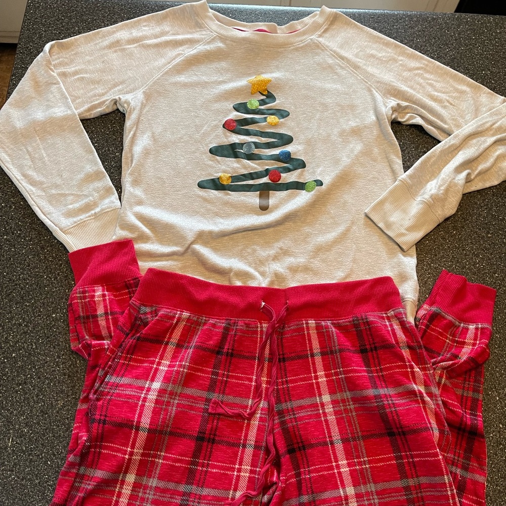 Jaclyn Intimates Sz. Small pajama set